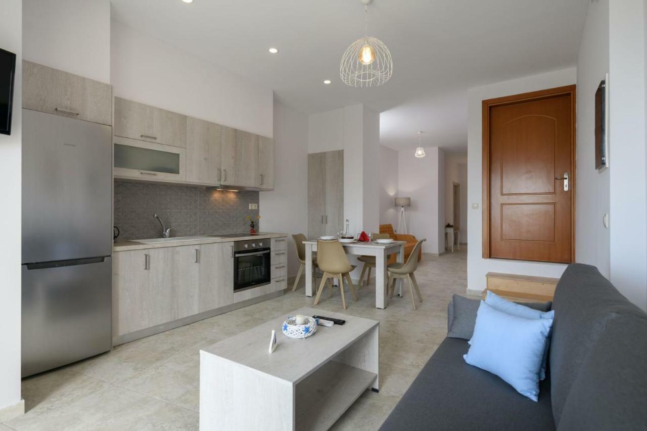 Coral Sea Apartment Kokkinos Pyrgos Dış mekan fotoğraf
