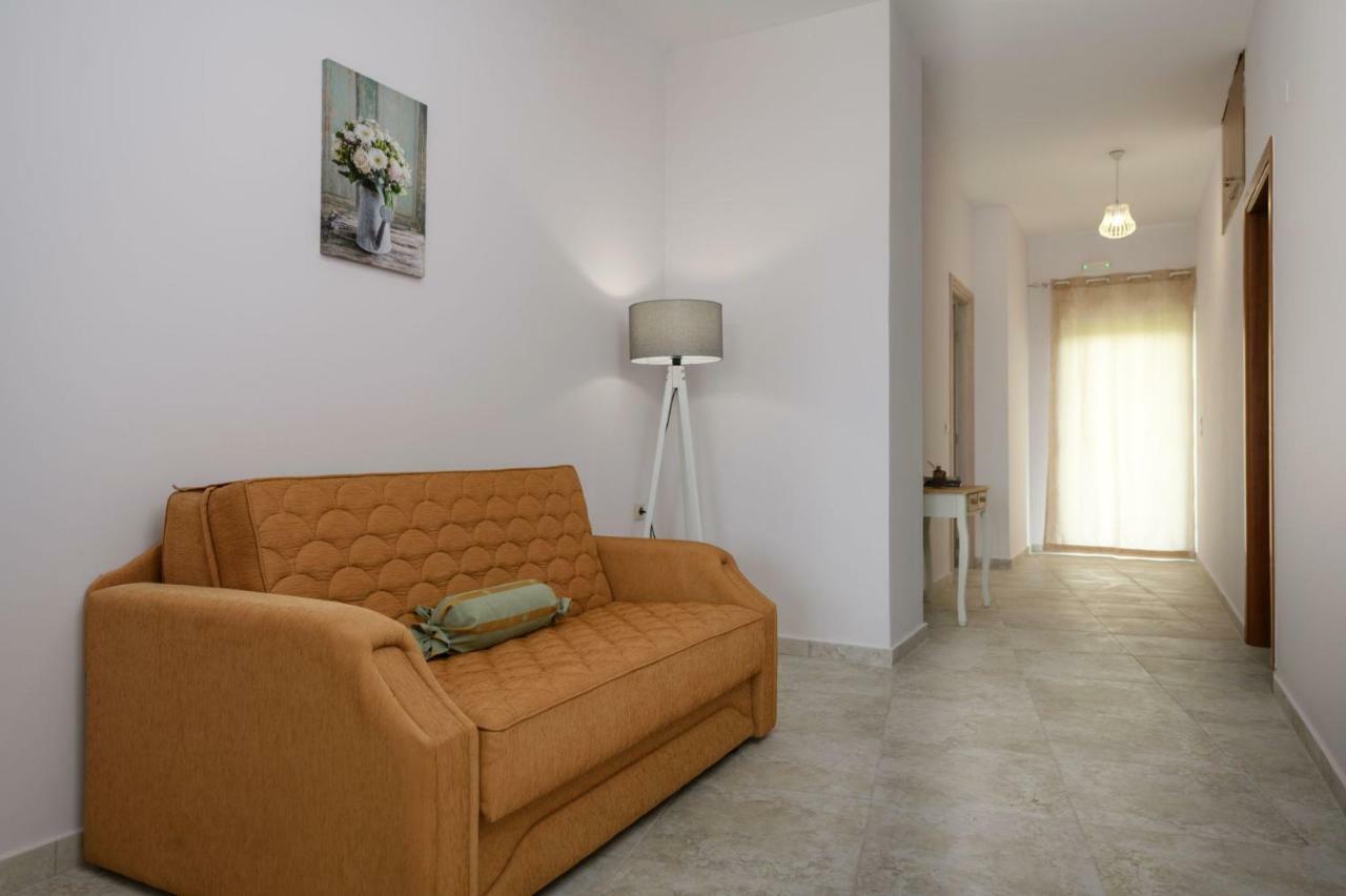 Coral Sea Apartment Kokkinos Pyrgos Dış mekan fotoğraf